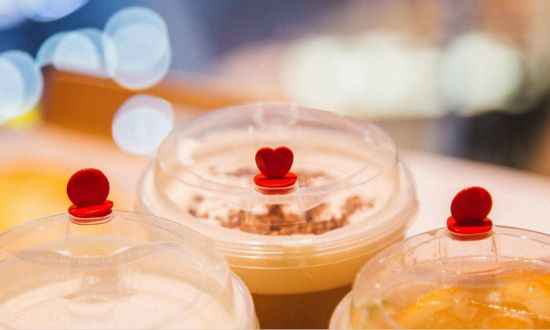 网红茶互怼，不如专心打造中国茶饮快消品牌
