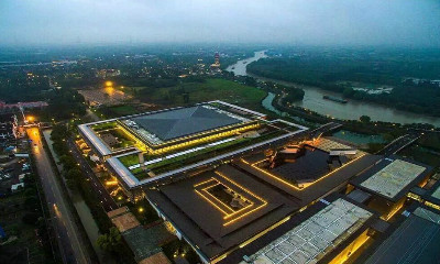 网评文摘|网络强国·军运会·稳就业·70年70城