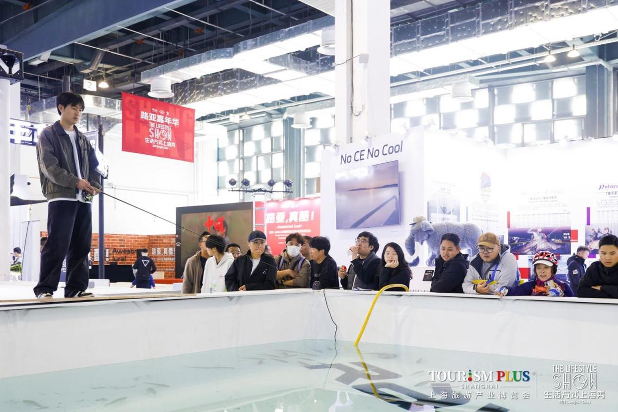 钓系青年,如何“钓”出500亿?