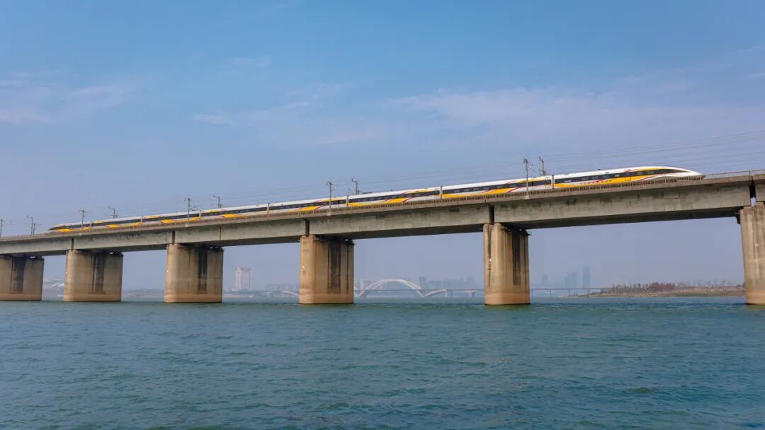 国铁集团启动全国铁路列车车次编排改革